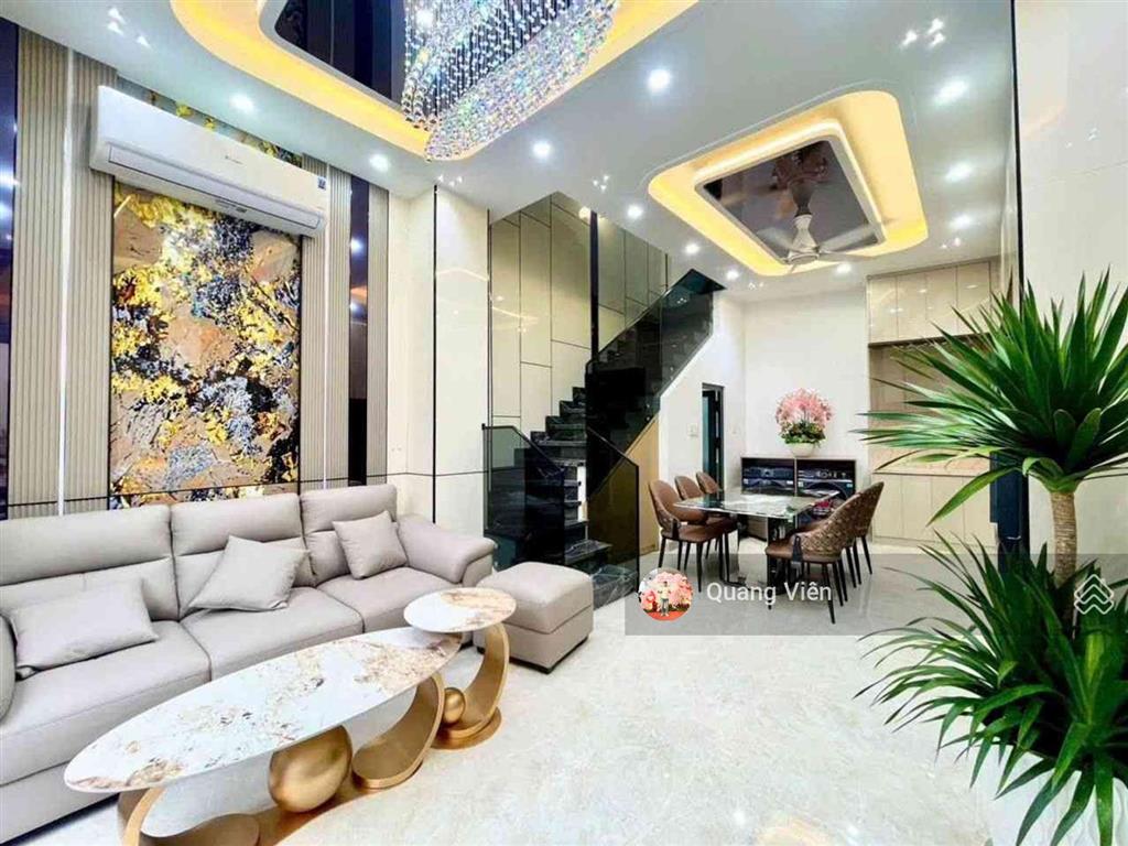 Siêu phẩm nhà mới 4 tầng quang trung, gần ngã 6  4pn, 4wc  hơn 6 tỷ