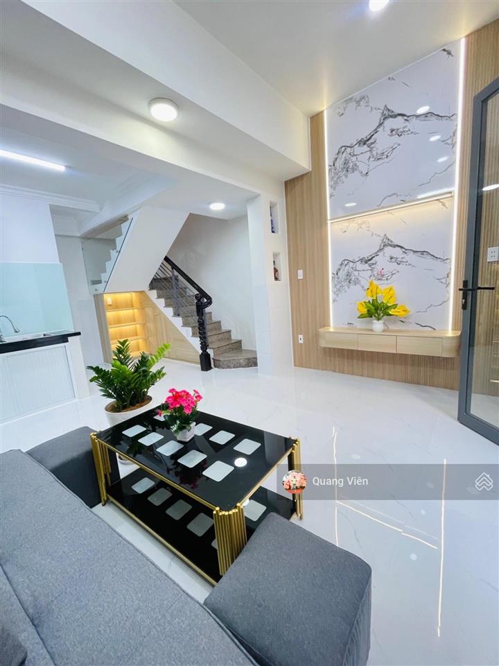 Cực hiếm bình thạnh  hxh phan văn trị 4pn, nở hậu 4.5m, chỉ hơn 5 tỷ