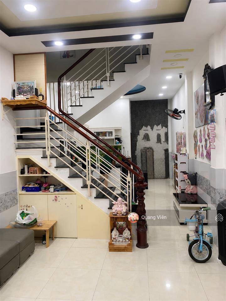 Nhỉnh 5 tỷ, nhà đẹp 51m², 2pn, hẻm xe 7 chỗ thông gần emart 2