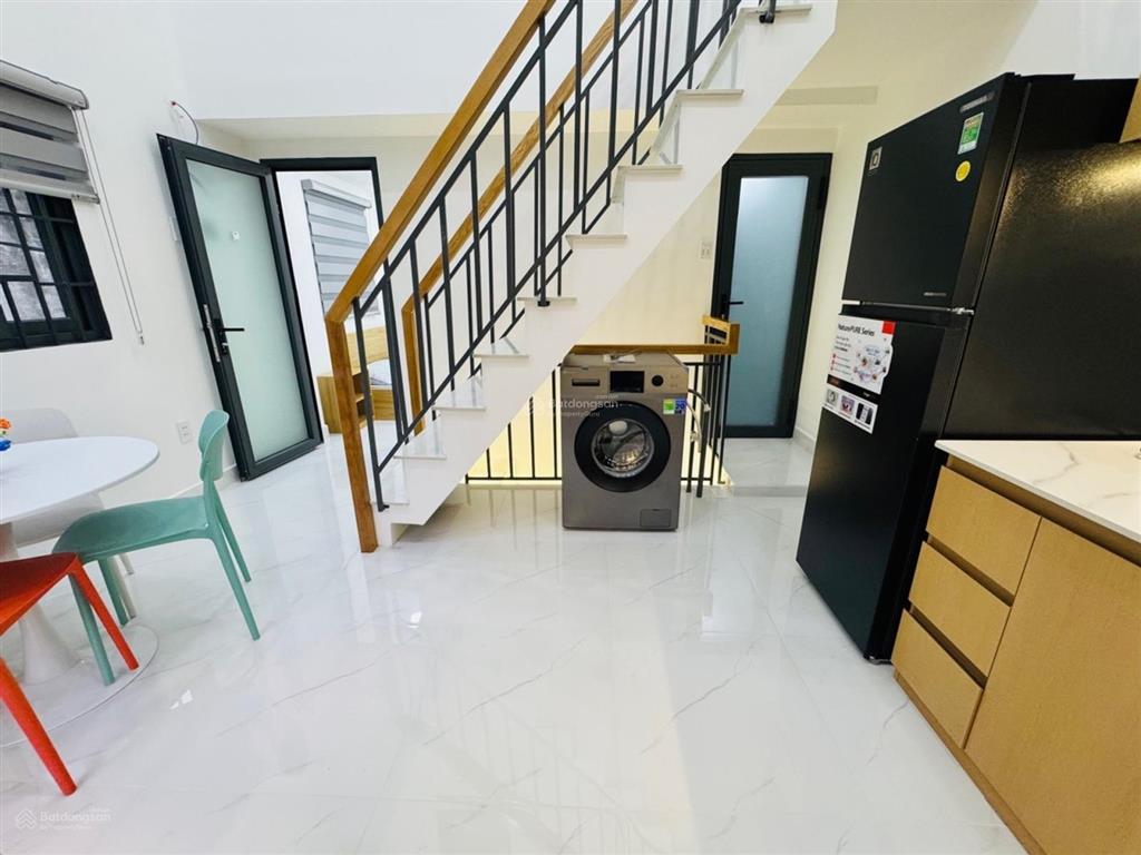 Nhà đẹp, vị trí đẹp 3pn 2wc  gần vincom, cityland, sân bay tsn 5p hẻm xe tải thông