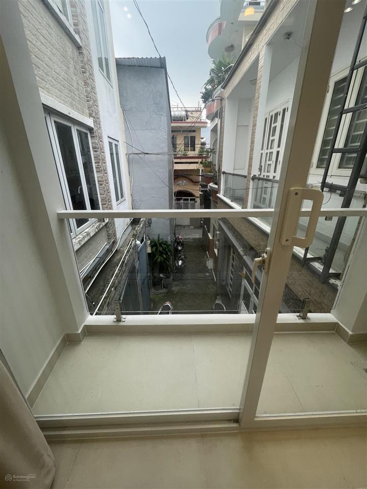 Nhà đẹp gần mặt tiền đường phan văn trị  3pn 3wc  nhỉnh 6 tỷ