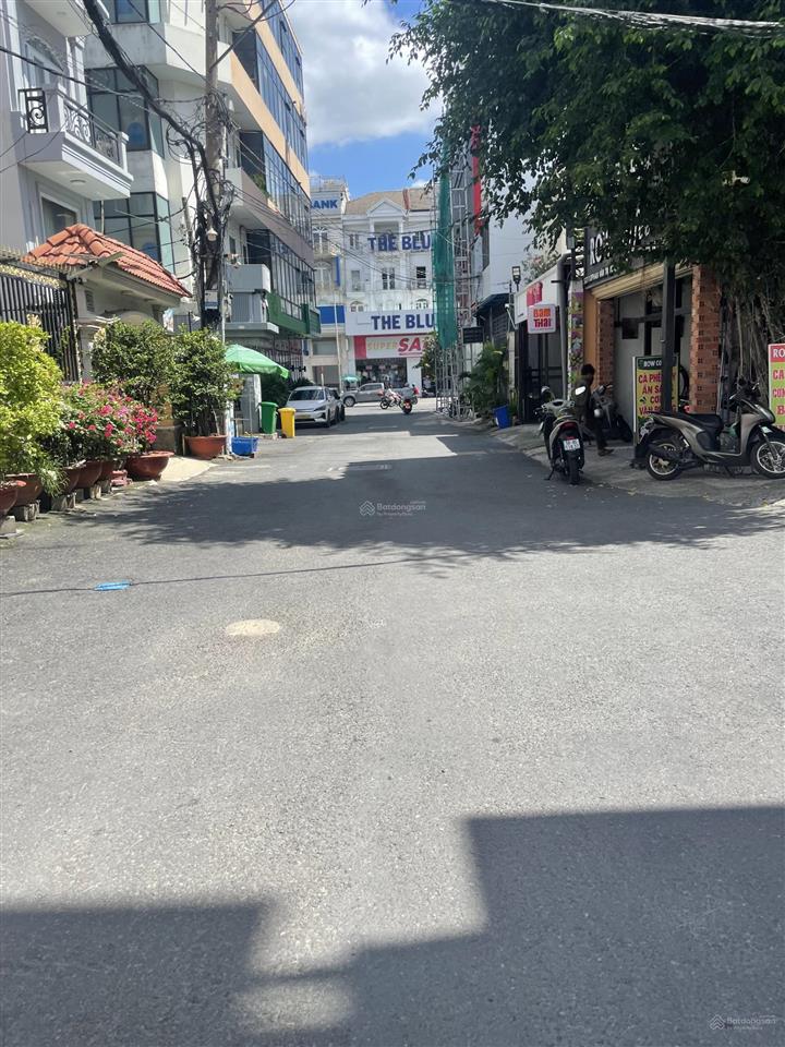 Chủ gấp bán nhà 60m2  gần hxh tránh  ngay cityland emart phan văn trị  nhỉnh hơn 6t