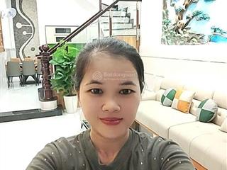 Sát mt hương lộ 2 xe hơi đổ cửa ngay khu phân lô đồng bộ.
 giá chỉ hơn 6 tỷ nhỏ xíu (còn tl )
