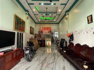 Hẻm xe tải +sát mặt tiền tô hiệu tân phú + giá chỉ hơn 6,1 tỷ +ngang 4,2m dài 18,3m