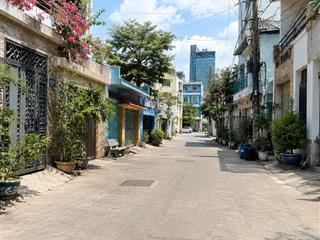 Hẻm xe hơi lại về sat mặt tiền tân sơn nhì ngang 4,2m dài 15m +2 lầu 3pn 3wc + gần siêu thị aeo