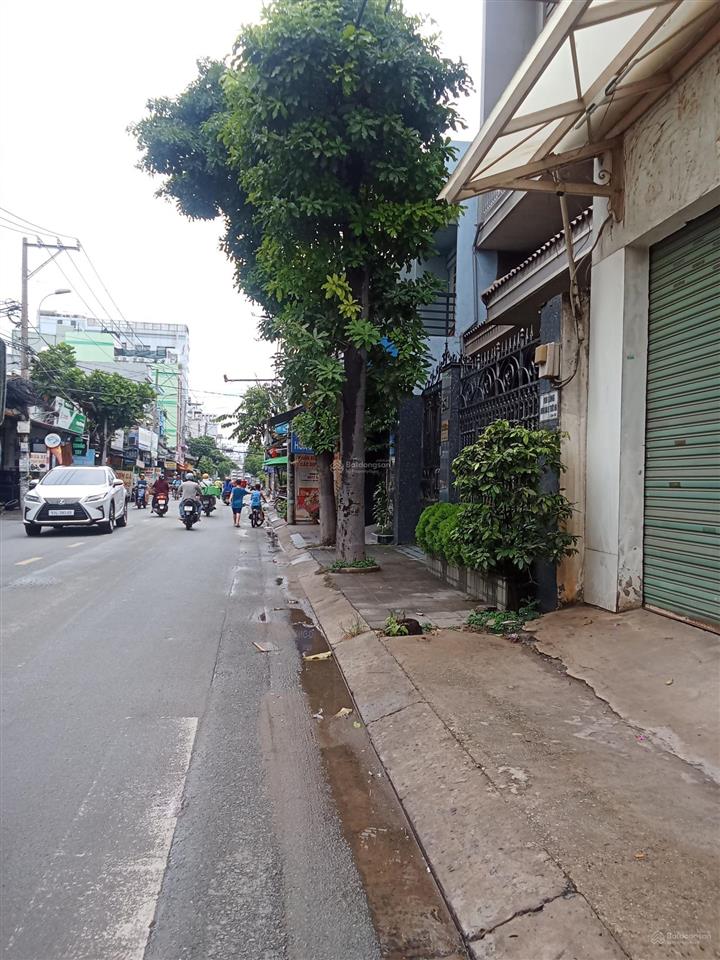 Chỉ 10,2 ty sỡ hữu căn nhà mặt phố , mới đẹp dọn vào ở ngay