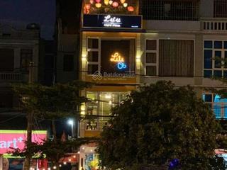 Cho thuê nhà riêng nguyên căn mặt đường lớn, mặt tiền rộng vỉa hè vô đối 8m hđ lâu dài