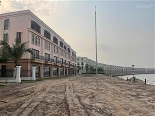 Cực hot! mua 90m2  100m2 được tặng hơn 100m2 đất sau nhà sân vườn tại vinhomes royal isand