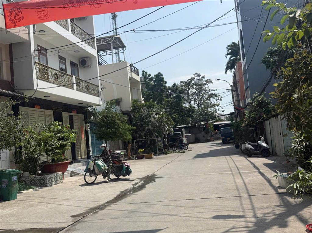 Bán đất tặng nhà cấp 4  vị trí đẹp nguyễn quý yêm, an lạc, bình tân chỉ 5.35 tỷ