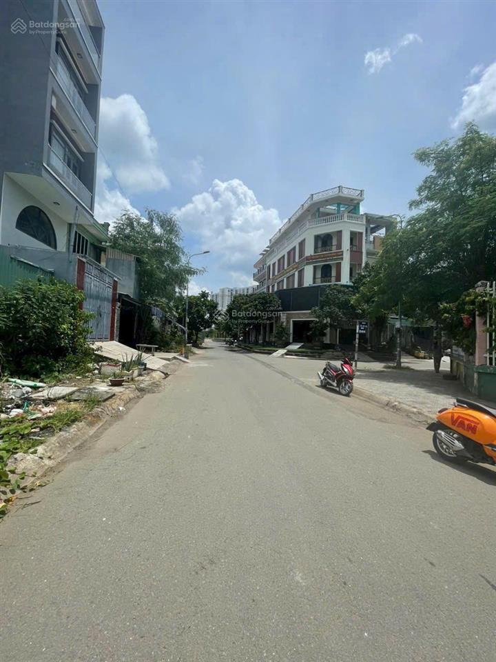 Bán đất nền kdc nam hùng vương  đường số 2b  gần trường tiểu học hoàng anh  giá 8,2 tỷ