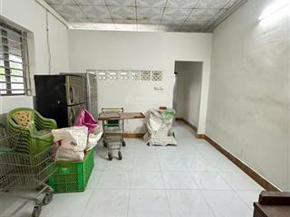 Cho thuê nhà căn góc sân vườn thoáng mát vị trí đẹp gần võ văn kiệt  4.8tr/tháng