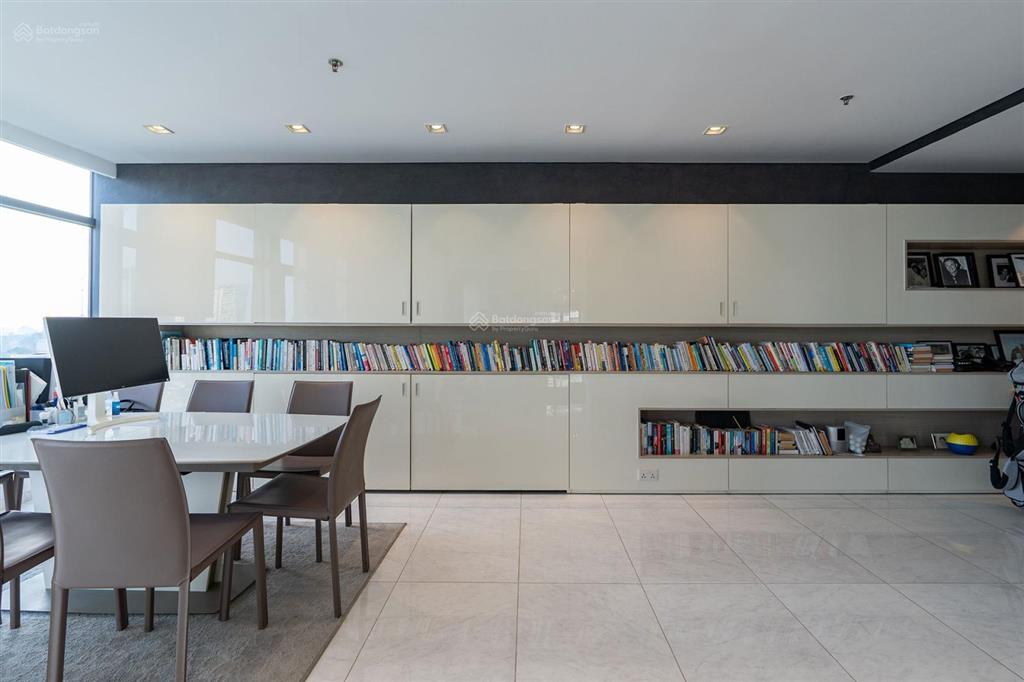 Bán gấp penthouse city garden 324m² 4pn4wc view sông sài gòn & quận 1 giá 54 tỷ.  0908 982 ***