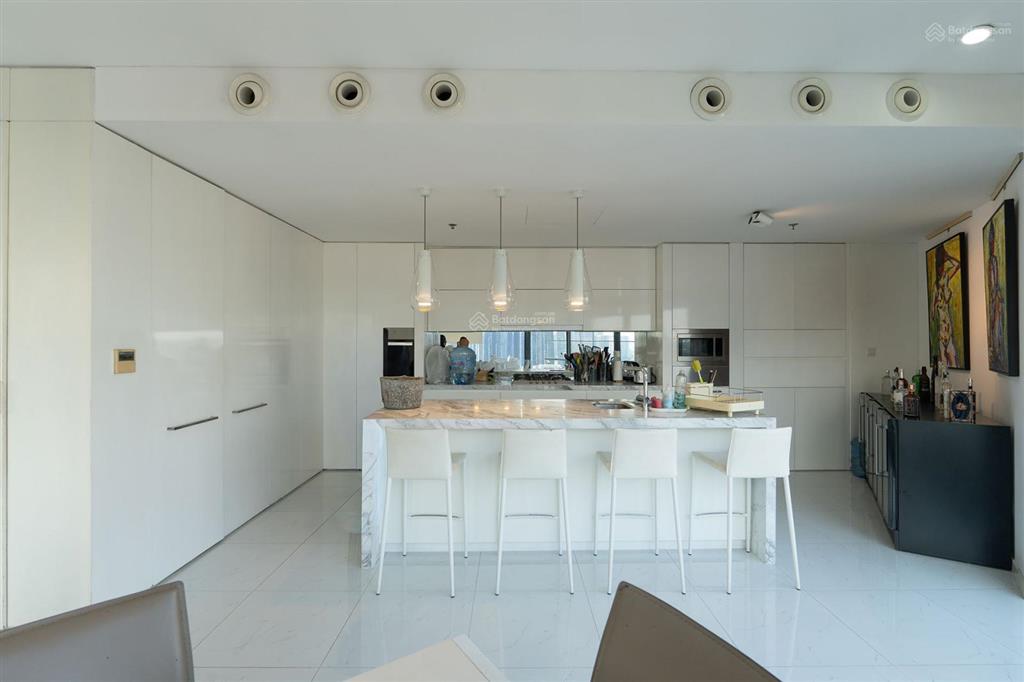 Bán gấp penthouse city garden 324m² 4pn4wc view sông sài gòn & quận 1 giá 54 tỷ.  0908 982 ***