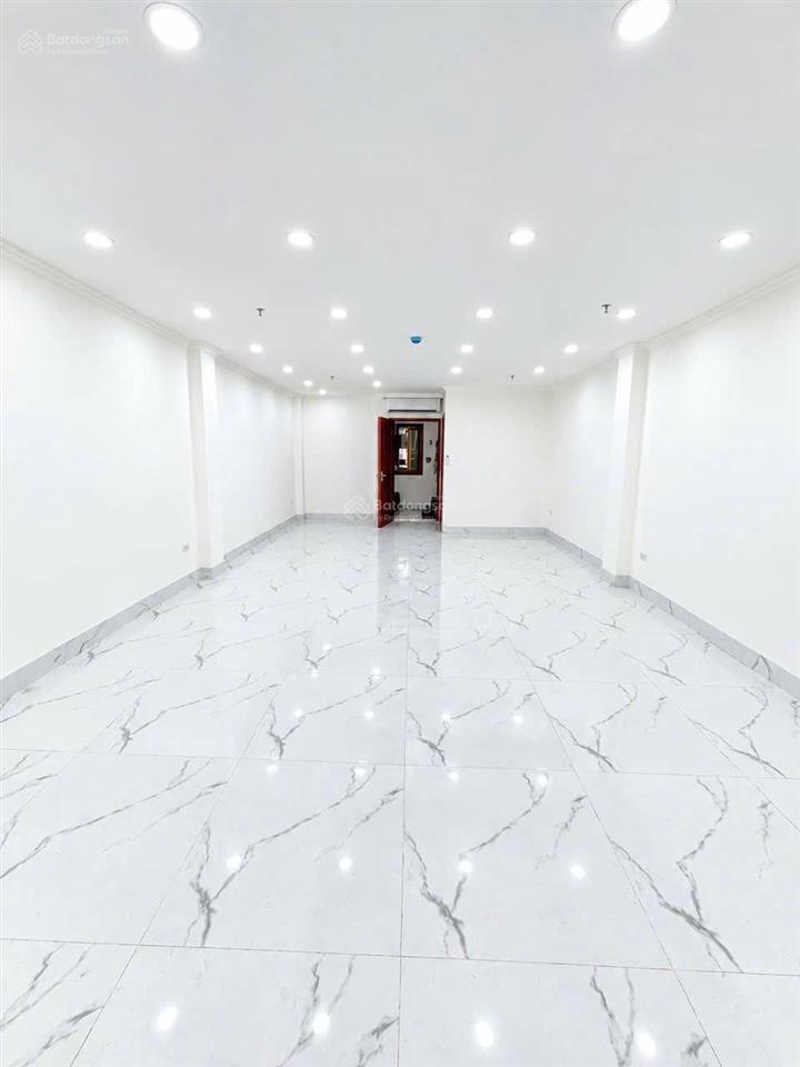 Thuê nhanh nhà đẹp mặt phố nguyên hồng  đống đa