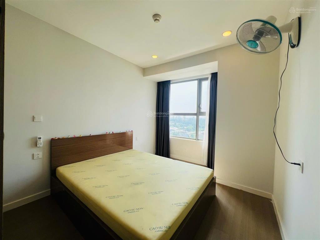 Bán căn 2pn2wc, sổ sẵn giá 4tỷ650 river panorama quận 7