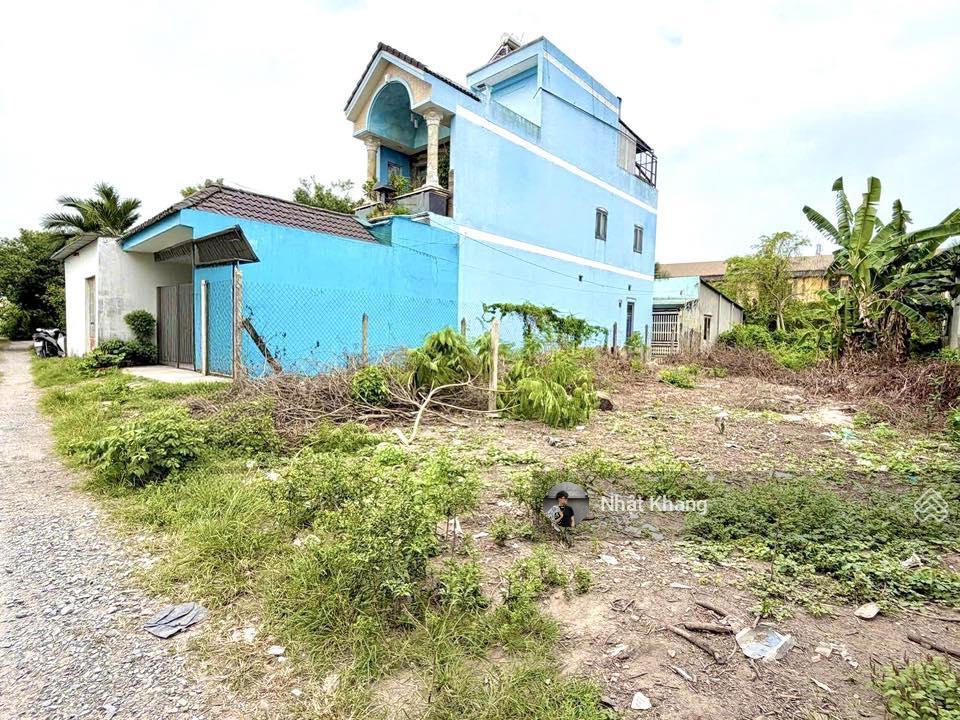 Bán gấp 90m2 đất giá 900tr phố trần tử bình tân thông hội củ chi. gần chợ việt kiều, sổ hồng riêng.