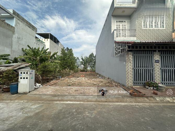 Chủ ngợp bán gấp 134m2 đường trung lập thái mỹ thuộc trung tâm của trung lập thượng giá 1tỷ. shr