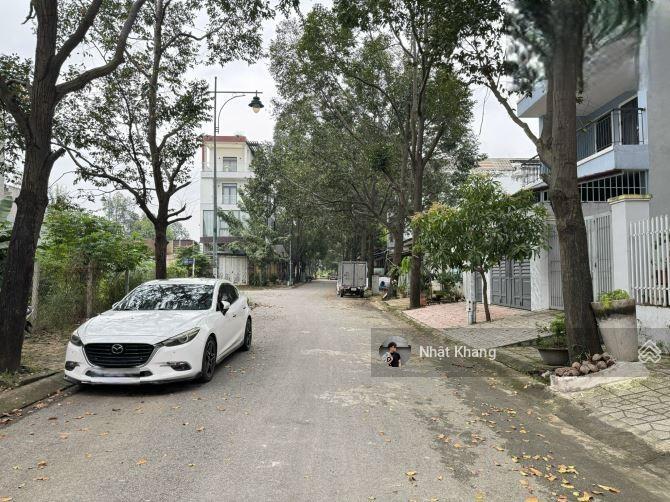 Chủ ngợp bán gấp 134m2 đường trung lập thái mỹ thuộc trung tâm của trung lập thượng giá 1tỷ. shr