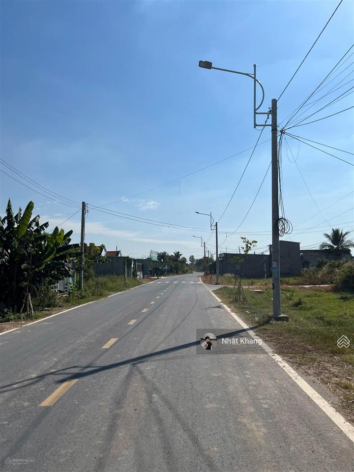Chủ cần tiền đóng lãi ngân hàng bán lỗ 333m2  800tr, gần ngay quốc lộ 22, trảng bàng, tây ninh
