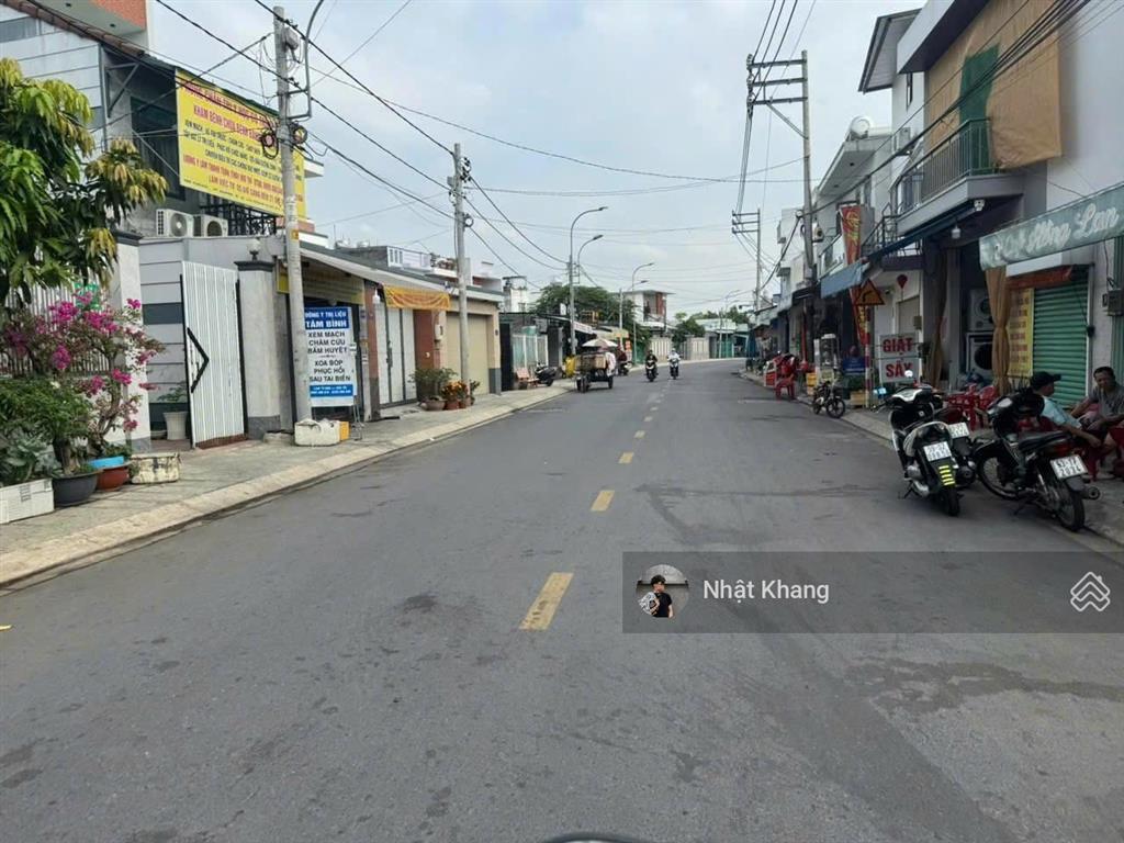 Chủ về quê bán lại 180m² có 100m2 đất ở kdc tân phú trung đường cây da củ chi giá 1,79tỷ shr cc
