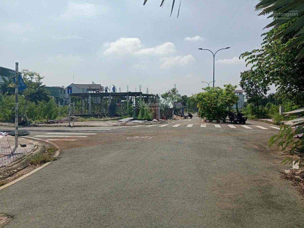 Bán đất dự án đặng gia phát góc đường nguyễn duy trinh & đỗ xuân hợp q2 gần chợ (90m2) 9 tỷ