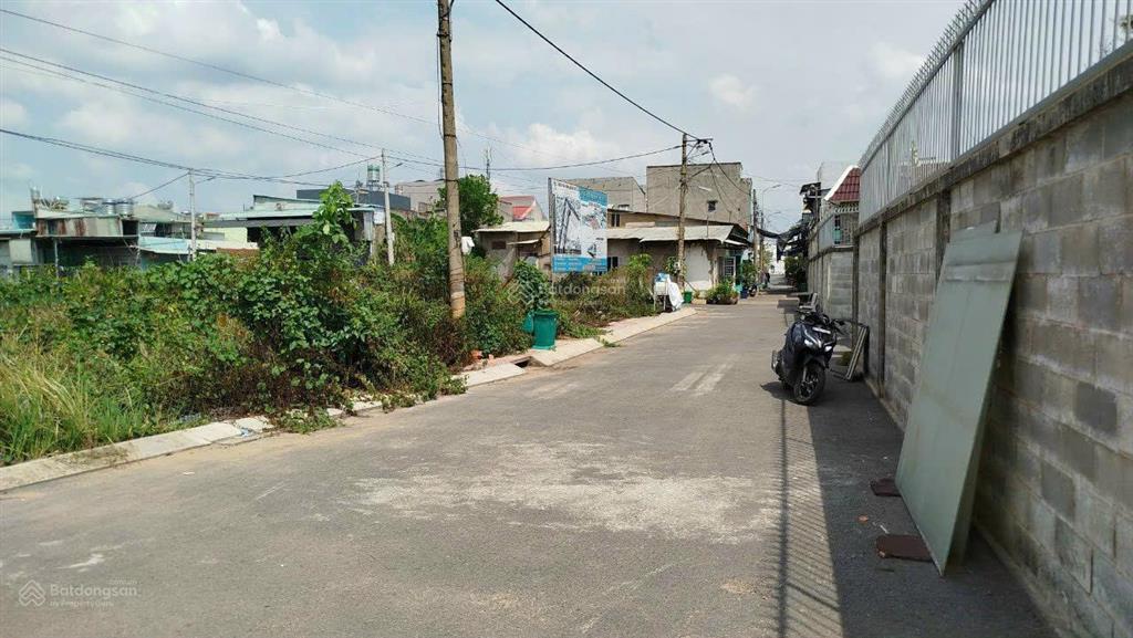Bán đất ở tại đô thị dự án phân lô xd 4 tầng đường xa lộ hà nội gần kdl suối tiên (68m2) 4.2 tỷ