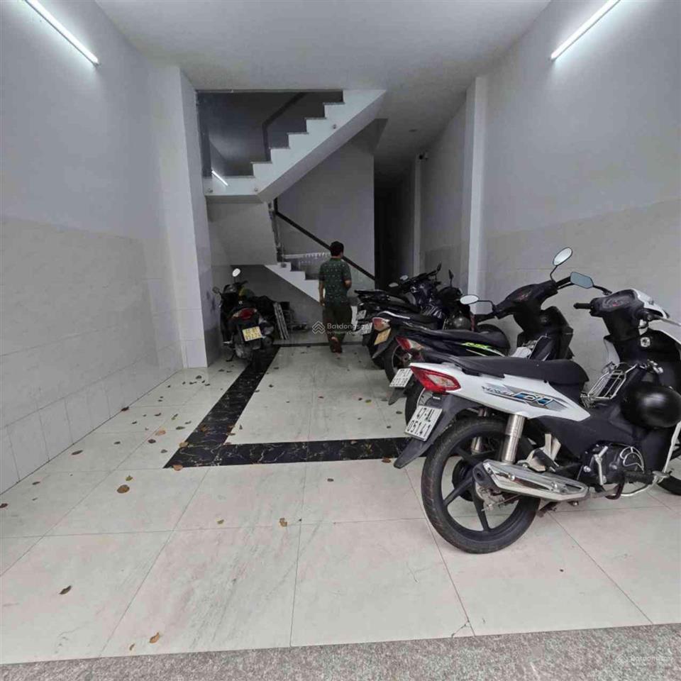 Bán nhà ở hiện hữu xd 4 tầng có 8 phòng chdvđường man thiện gần chợ tăng nhơn phú a (85.7m²) 8.5 tỷ