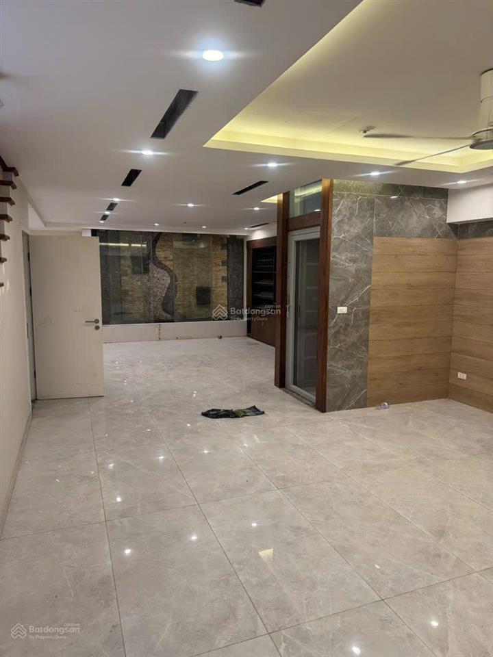 Cho thuê biệt thự tại vinhomes green bay mễ trì, 70 triệu mặt đường lương thế vinh