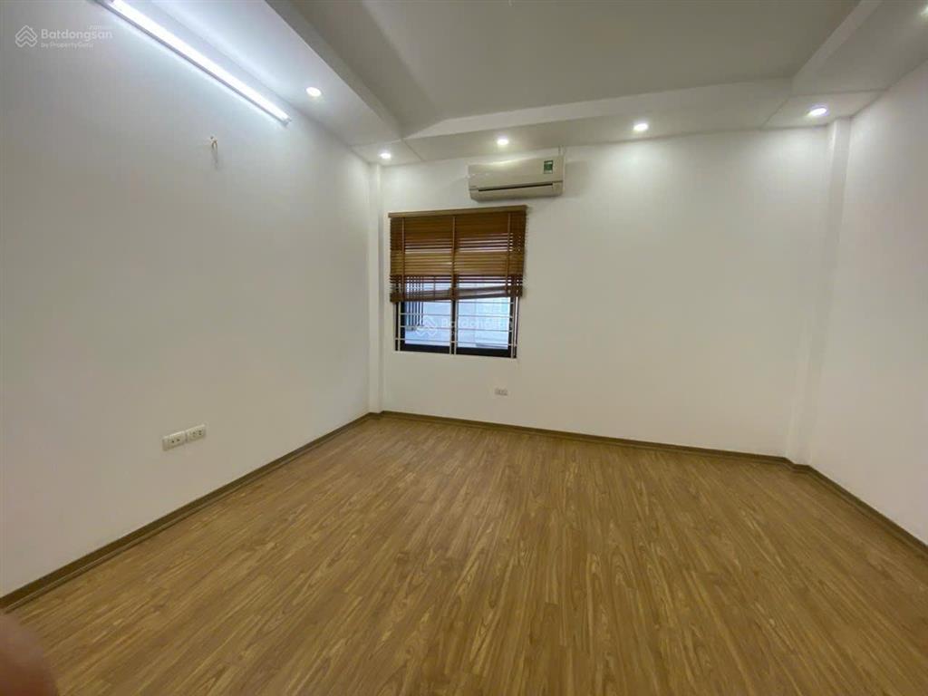 Nhỉnh 7 đồng có ngay nhà đức diễn , ô tô tránh , lô góc , 40m2 , đẹp nhất thị trường