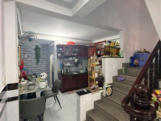 Shr công chứng ngay  hẻm nhựa 6m thẳng tắp  sát chợ  dân trí cao