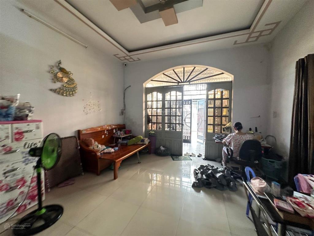 Hẻm tải tránh sát mặt tiền dương thị mười  ngang đỉnh 6.5m  118m2 full thổ không quy hoạch
