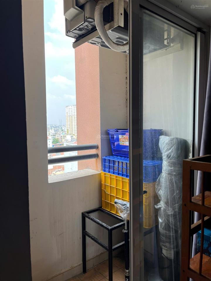 Chính chủ bán căn hộ chung cư bàu cát 2, đường hồng lạc, phường bảy hiền, hcm. thang máy.