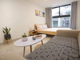 Studio full nội thất  giáp quận 1  cửa sổ lớn  zalo0969 812 ***