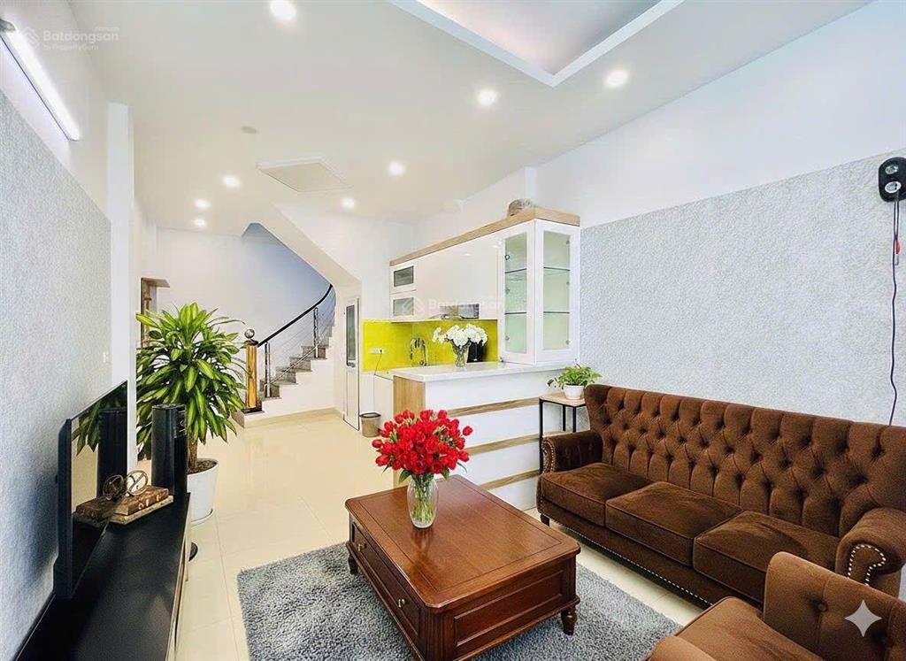 Bán nhà tôn đức thắng  5 tầng 38m  8 tỷ