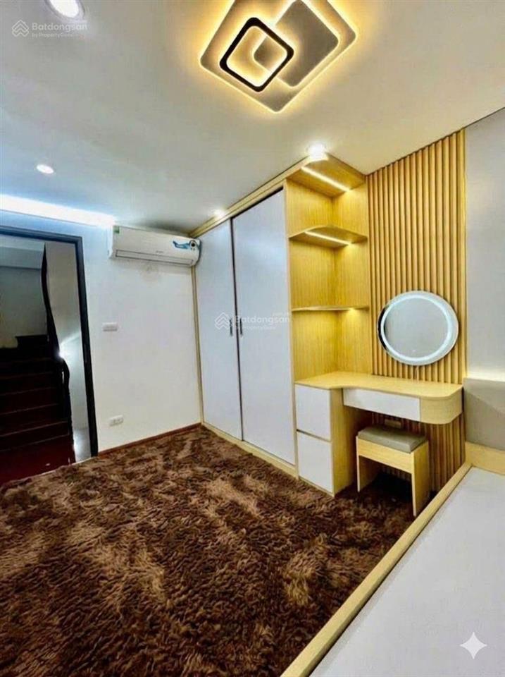 Bán nhà tôn đức thắng  8 phòng ngủ  8.9 tỷ