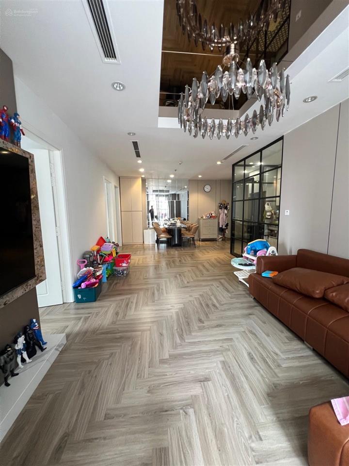 Gấp, bán nhanh căn hộ park 1, timecity 105m2  kđt timescity nhỉnh 15tỷ có thương lượng