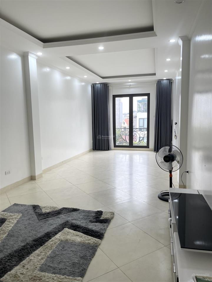 Cho thuê mặt bằng tại nguyễn văn cừ, 25 triệu vnd, 48.5m2, 2 tầng, mặt tiền 3.3m