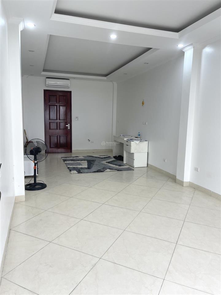 Cho thuê mặt bằng tại nguyễn văn cừ, 25 triệu vnd, 48.5m2, 2 tầng, mặt tiền 3.3m