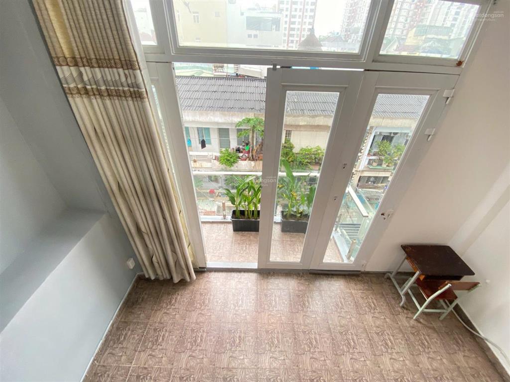 Cho thuê căn hộ máy giặt riêng, ban công gần đh giao thông vận tải, hutech, ngoại thương, hồng bàng