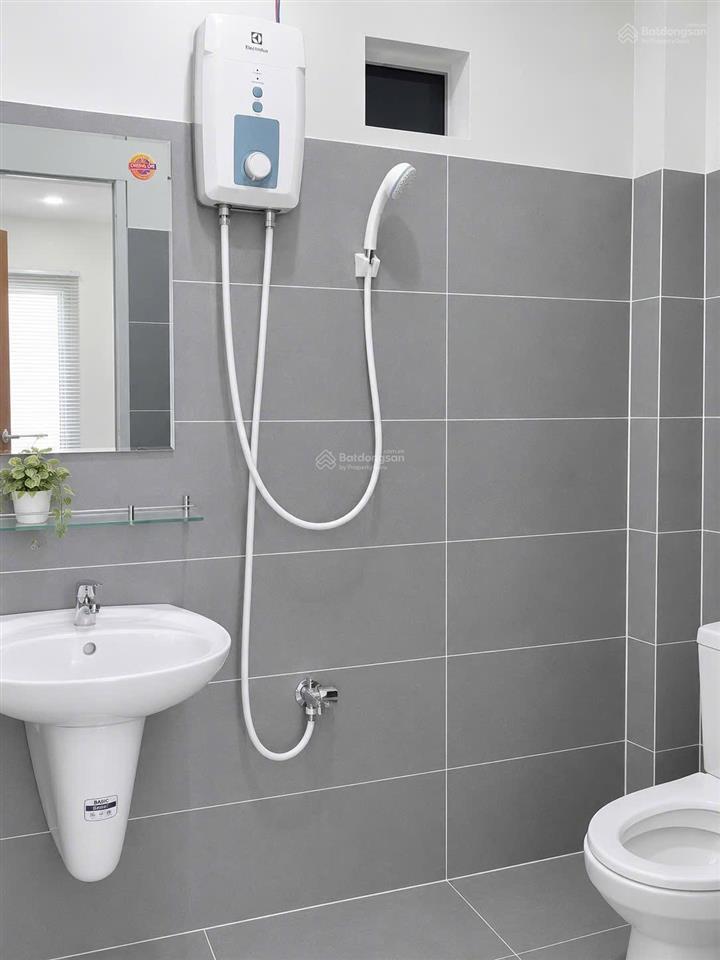 Cho thuê căn hộ có máy giặt riêng, ban công lớn, quận bình thạnh