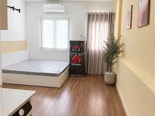 Cho thuê căn hộ có máy giặt riêng, ban công lớn, quận bình thạnh