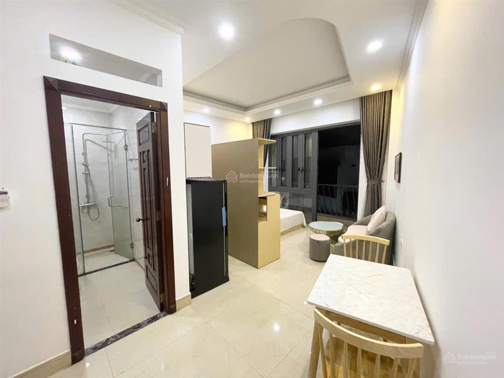 Cho thuê căn hộ thang máy gần ngã tư phú nhuận, sân bay, đh văn hiến, ufm, đh gia định