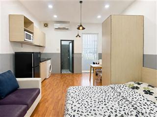 Cho thuê căn hộ có máy giặt riêng gần ngã tư hàng xanh, quận bình thạnh