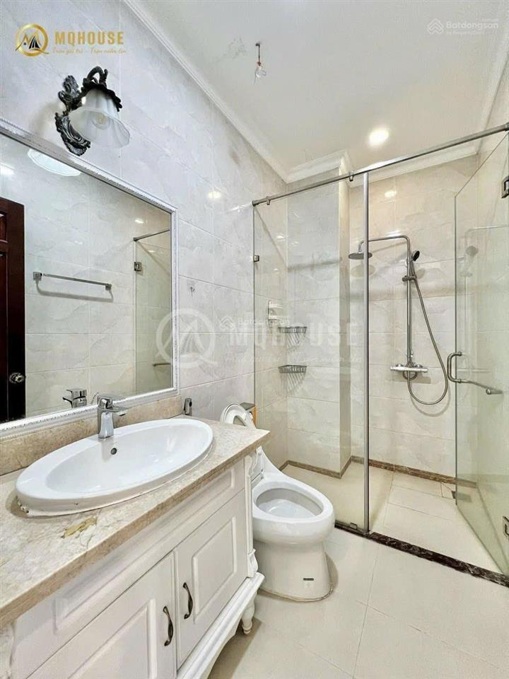 Cho thuê căn hộ gần ngã tư phú nhuận có thang máy, tiện di chuyển đến sân bay, đh văn hiến, ufm