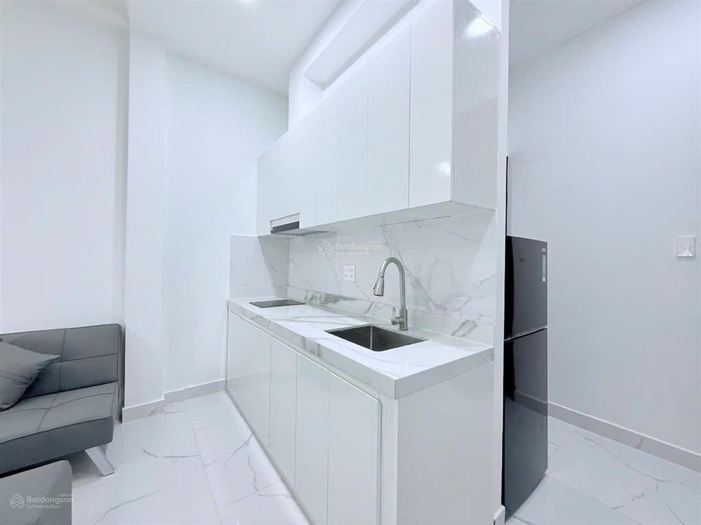 Cho thuê căn hộ thang máy gần chợ bà chiểu quận bình thạnh.  0903 790 ***