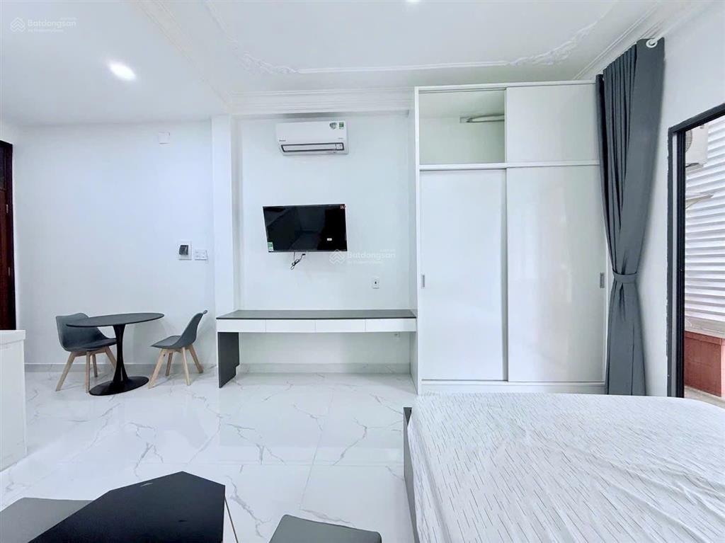 Cho thuê căn hộ thang máy gần chợ bà chiểu quận bình thạnh.  0903 790 ***