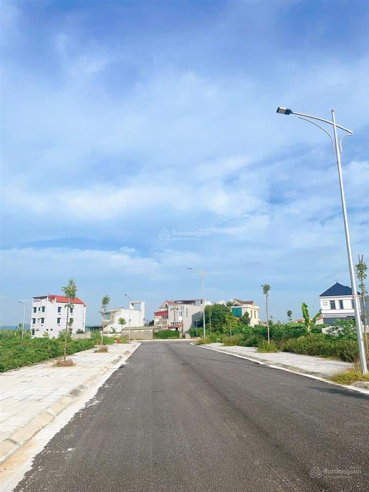 Chính chủ bán lô đất đông tiến đông sơn thanh hoá. 6x20(120m2) chỉ hơn 1 tỷ