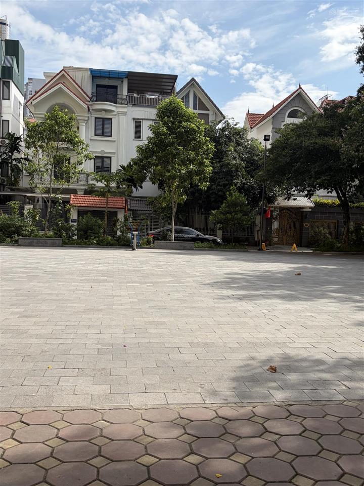 Biệt thự đơn lậpkđt mỹ đình lô góc 3 thoáng 196m thang máy view công viên | 72 tỷ