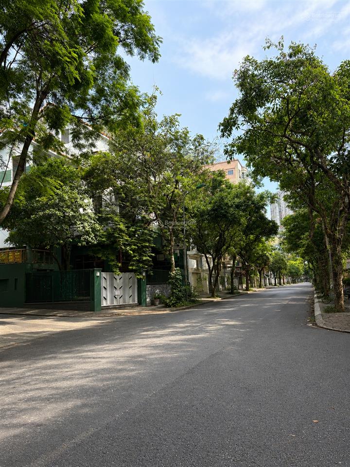 Biệt thự nguyễn cơ thạch 112m mt 11.8m 40 tỷ