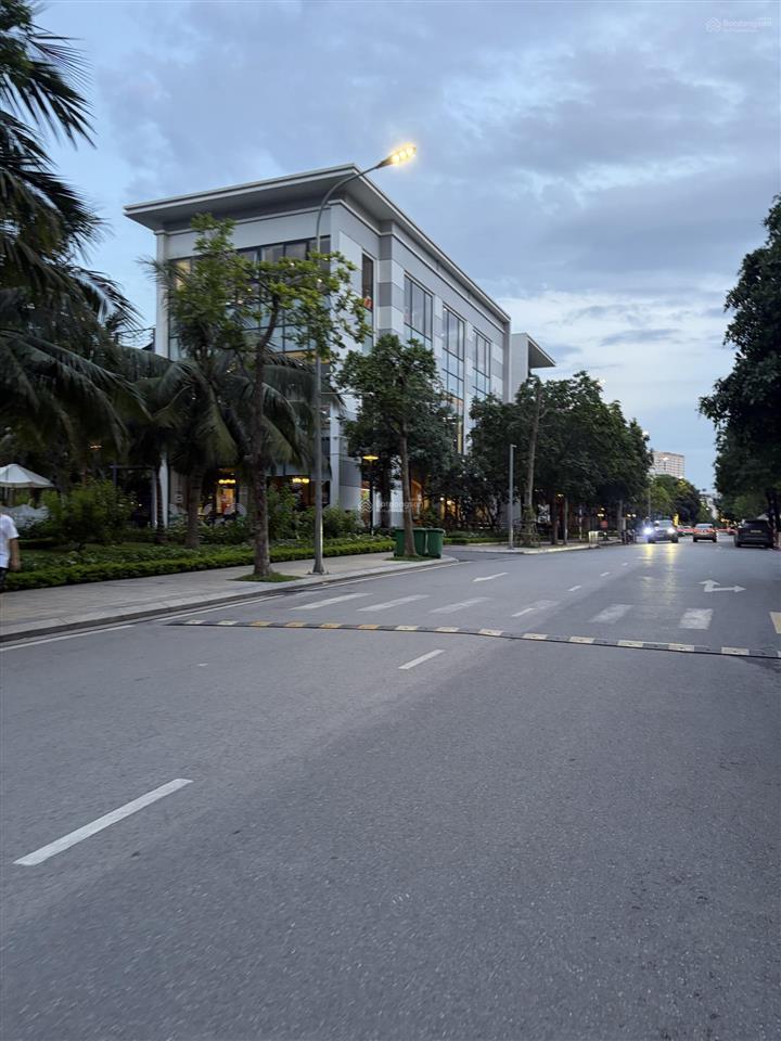 Biệt thự vinhomes green bay 151m 105 tỷ